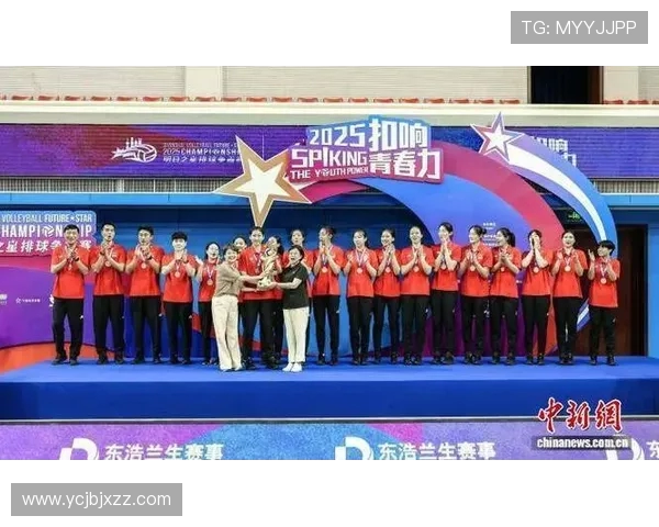 上海排球队在最新排球团队协作排名中稳居第一名，展现强大实力与默契配合