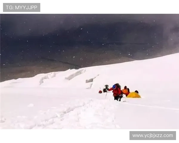 从零开始攀岩之路全攻略：掌握战术技巧与实战经验分享