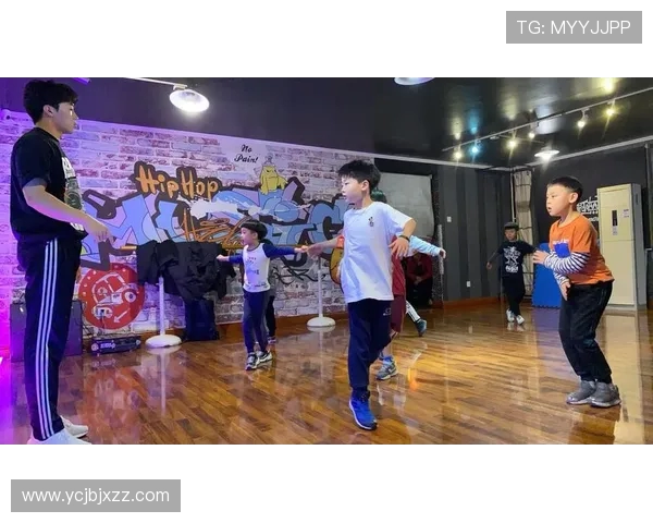 武汉街舞队以60分领跑世界街舞大赛积分榜展现强大实力