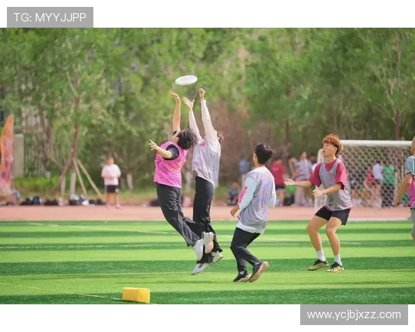 飞盘盛宴:深入探讨上海飞盘队的训练与比赛节奏 飞盘盛宴:深入探讨上海飞盘队的训练与比赛节奏